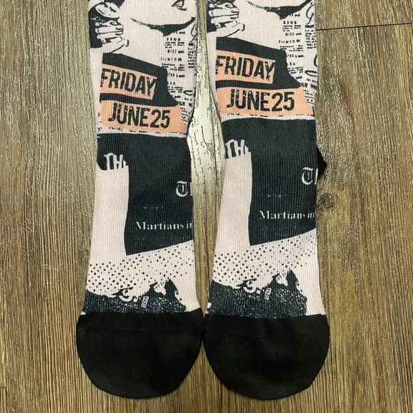 Fenty for Stance Most Wanted Thigh Highs NWOT - Picture 3 of 4